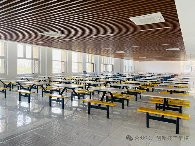 创新科技学校正规性与成立时间探究